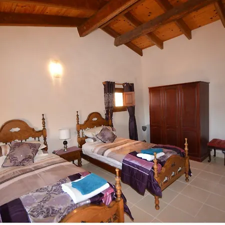 Luxury Large Country Manor House Villa *