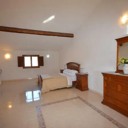 Luxury Large Country Manor House Villa *