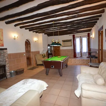 Luxury Large Country Manor House *