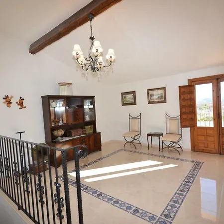 Luxury Large Country Manor House *